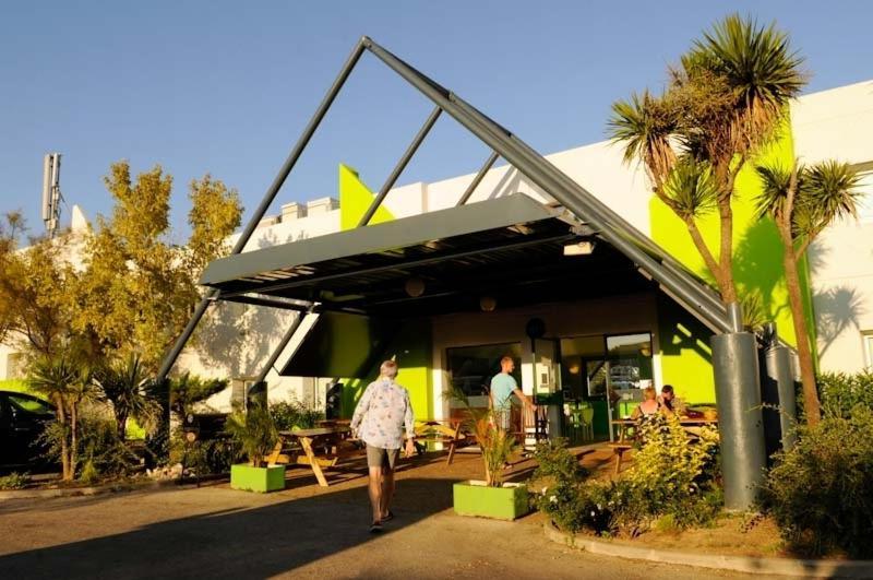 Lemon Hotel Le Coteau Exteriér fotografie